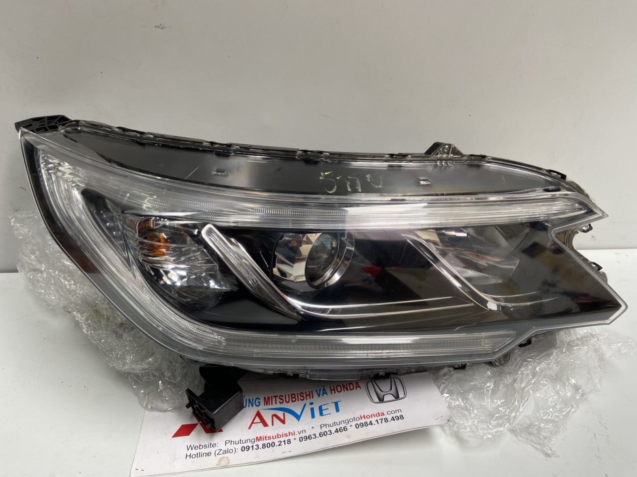 Đèn pha xe Honda CRV 2017